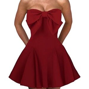 Chic Strapless Red Dress with Bow Accent
